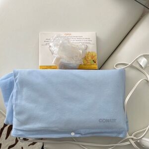 Conspire thermal spa heated gloves. Like new with plastic inserts.